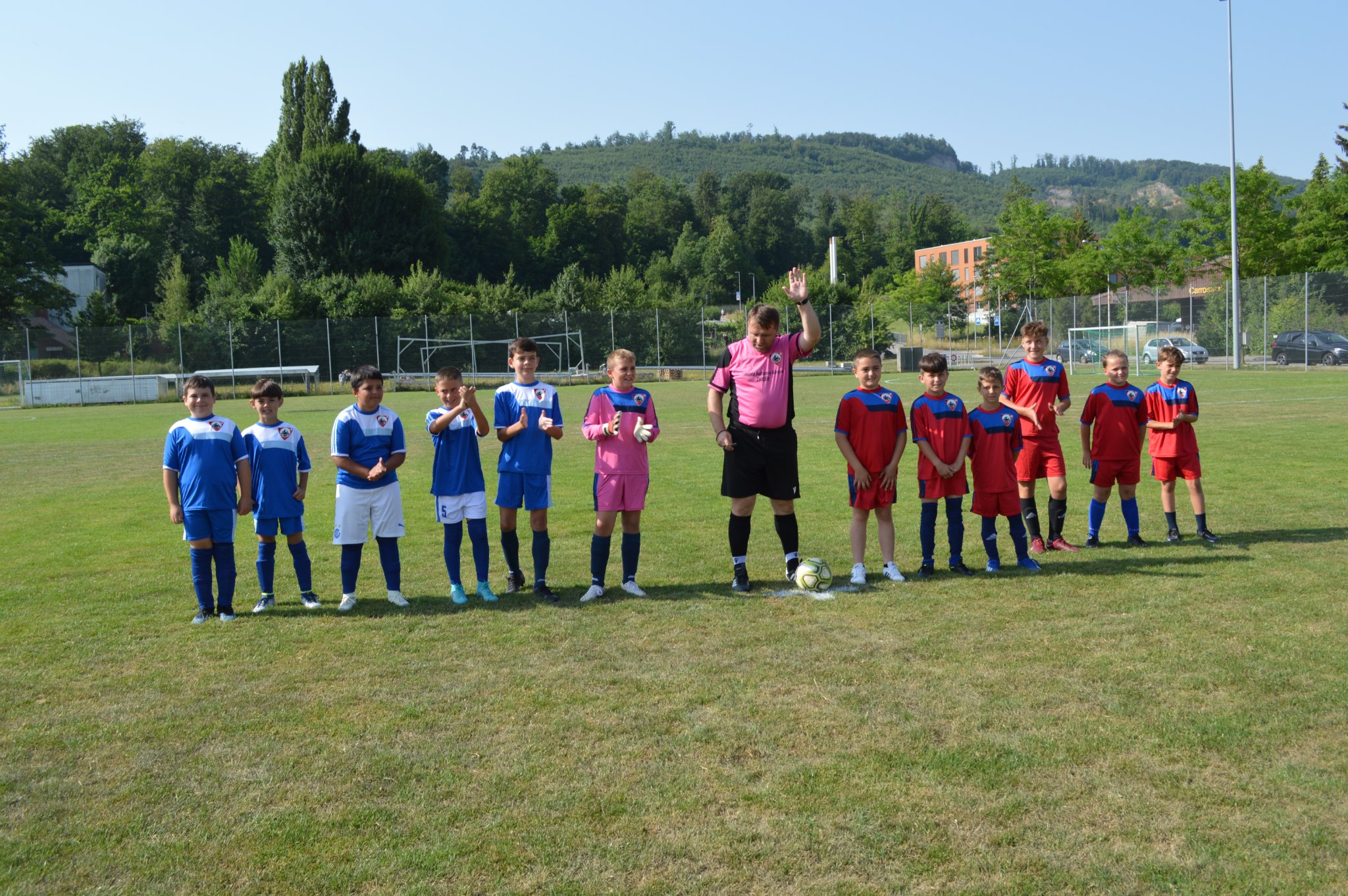 Ftohen fëmij  që luaj futboll prej moshës 8 deri 12 vjeç për të hapur turnirin e Shoqatës 2023